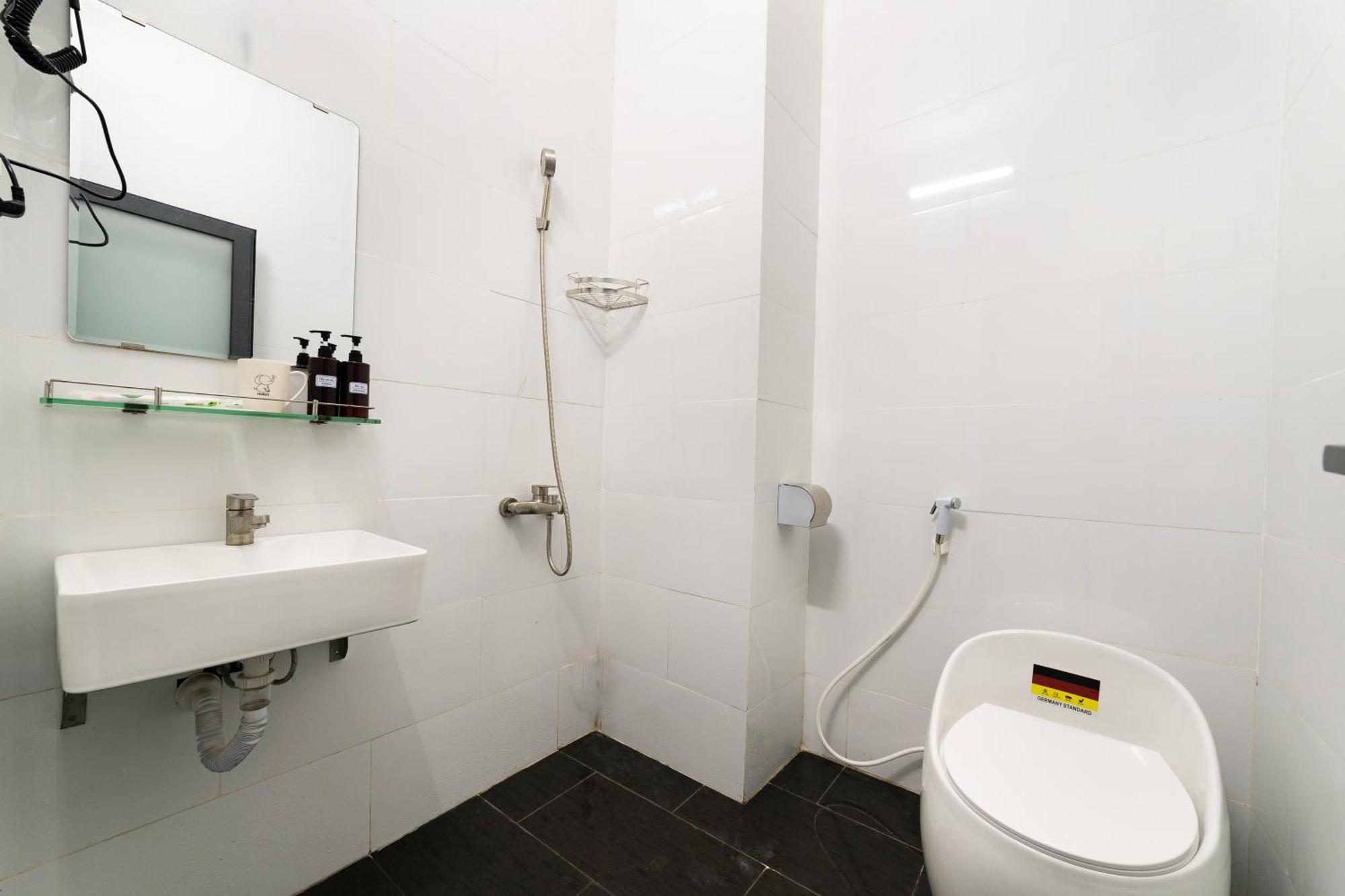 Thien Quoc Hotel Bandar Ho Chi Minh Luaran gambar